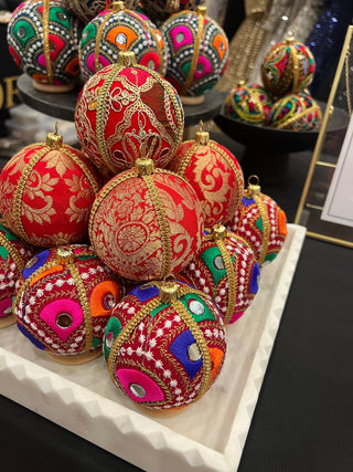 Creative Party Favours and Décor Ideas Using Fabric Baubles
