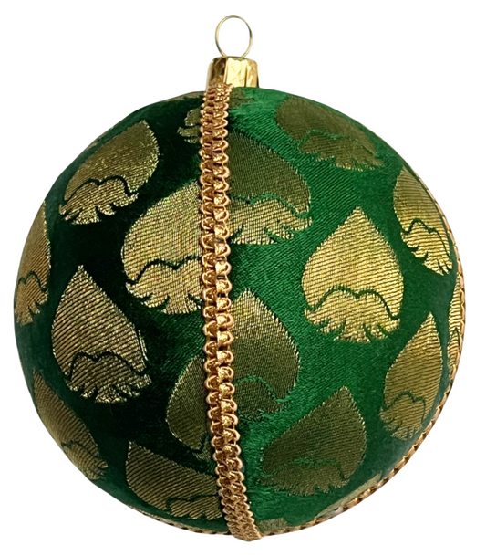 single rayansh bauble one a black background to show beauty